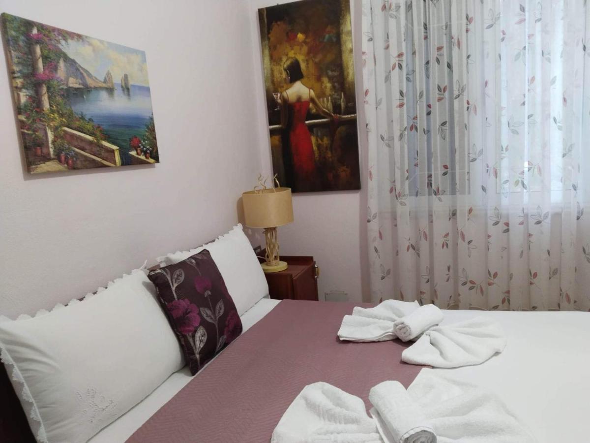 Eagle House Villa Permet Luaran gambar